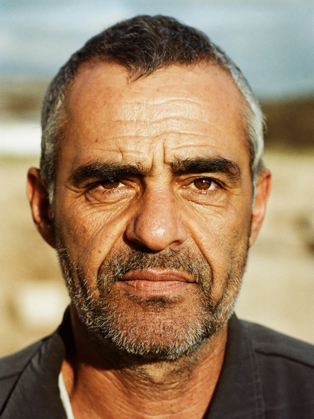 Michel, troisième génération de couvreurs, environ 55 ans